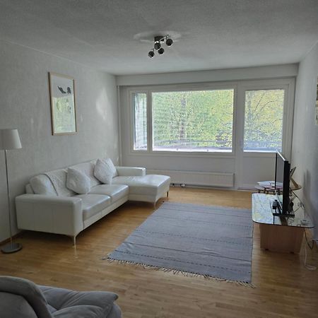 Avara Ja Kodikas Huoneisto Parvekkeella Heinola Exterior foto