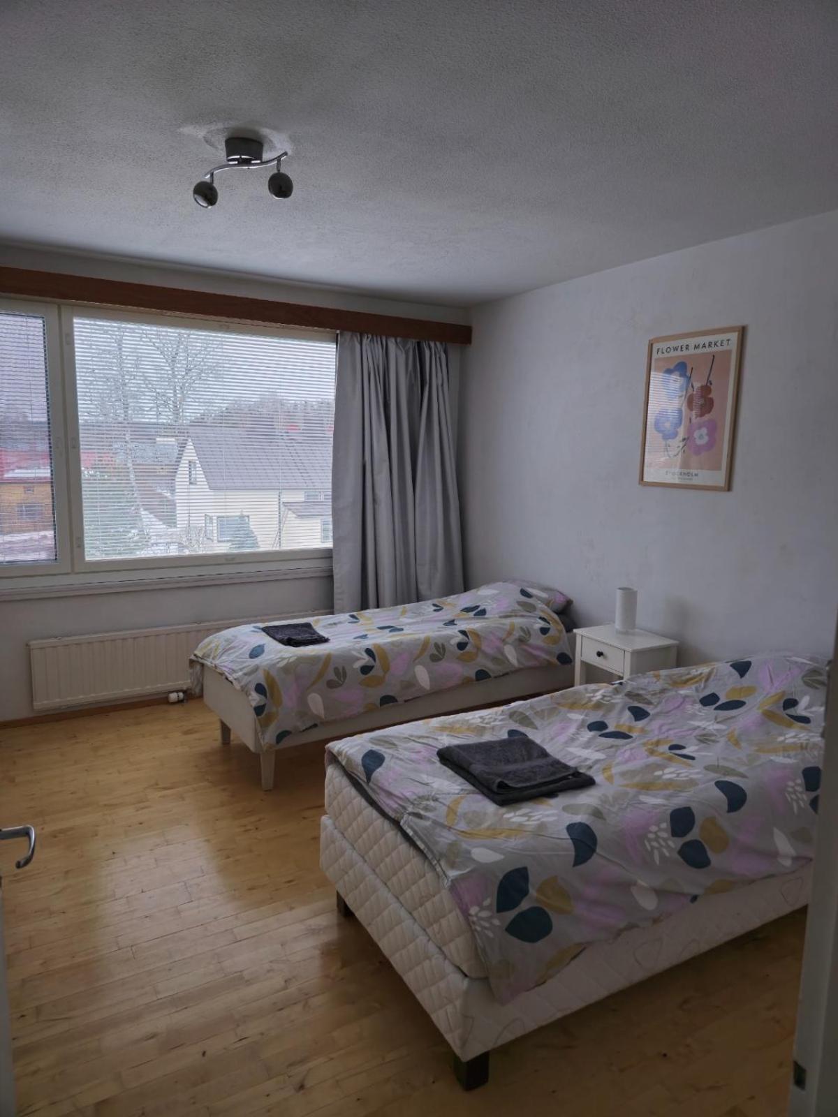 Avara Ja Kodikas Huoneisto Parvekkeella Heinola Exterior foto