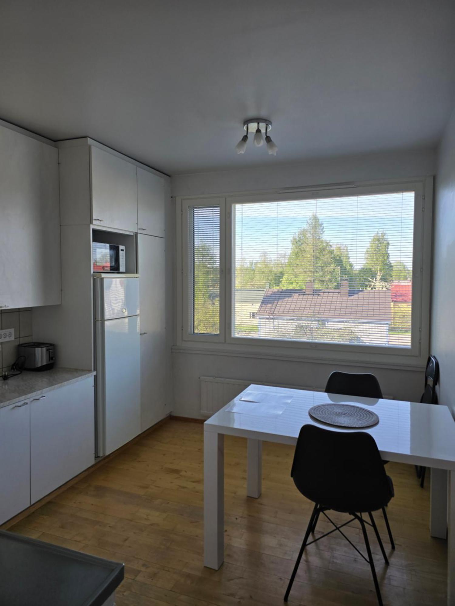 Avara Ja Kodikas Huoneisto Parvekkeella Heinola Exterior foto